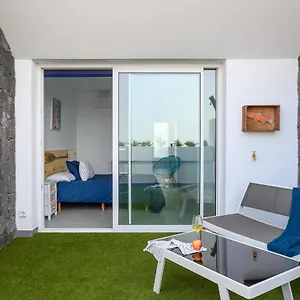 la-marinera-house-near-the-beach-fast-wifi-air-con-and-sat-tv.in-canary-islands.com/
